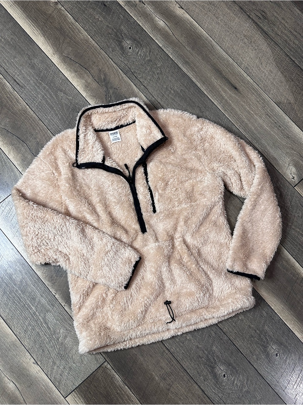 PINK Victoriaโs Secret Sherpa 1/2 Zip Pullover